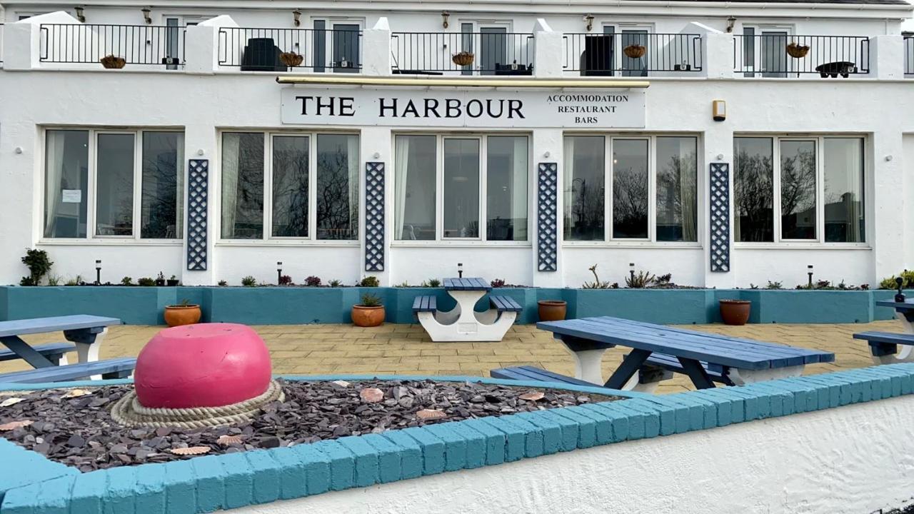 The Harbour Bar & Bistro Hotel Cemaes Bay Exterior photo